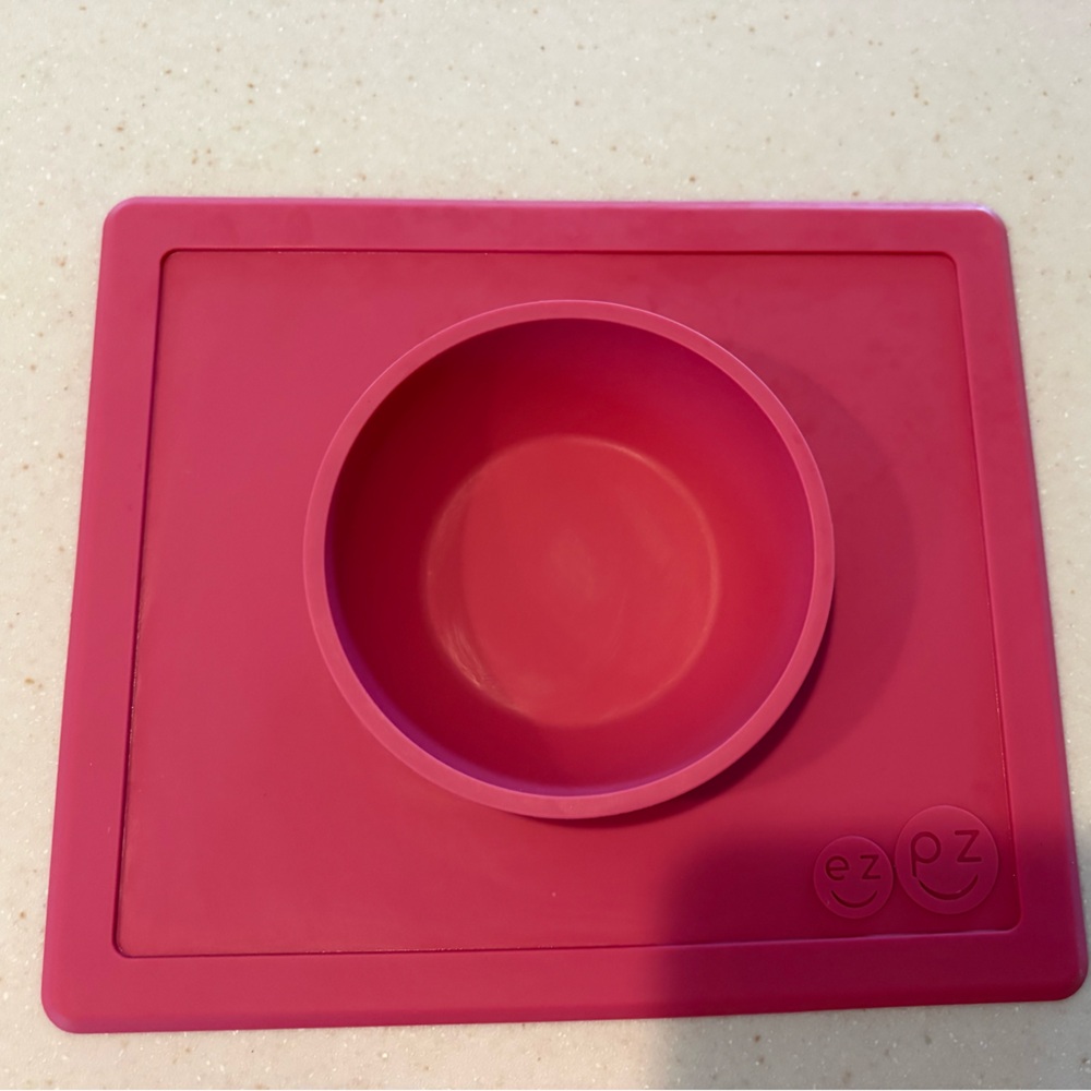 ezpz Happy Mat in Pink - Silicone Suction Placemat Bowl